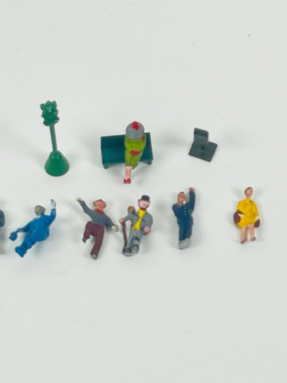 Vintage 10 N Scale Miniature Painted Plastic Figures People & Accessories